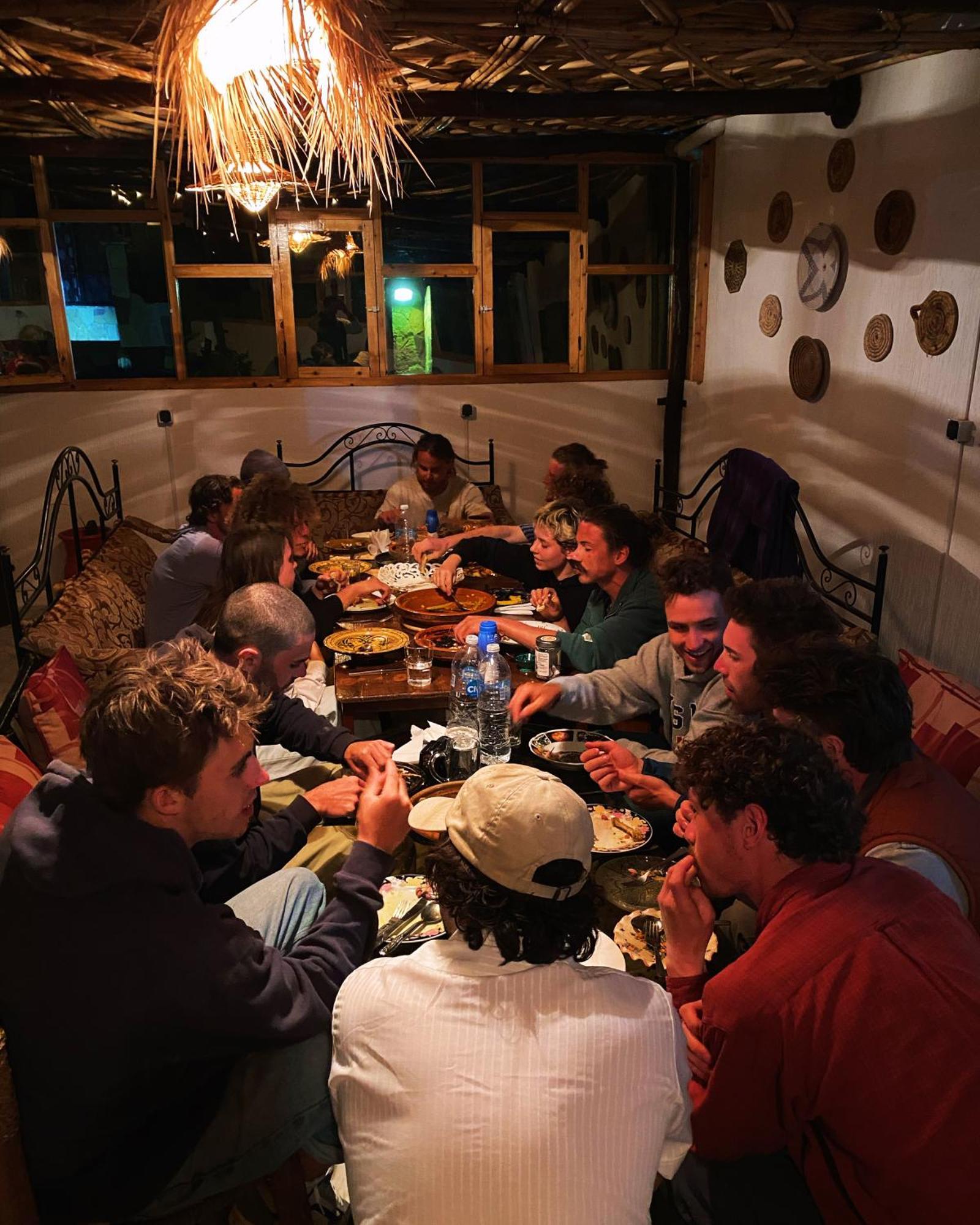 Red Carpet Surf Camp Sea, Mountain & Garden Escape Hotell Tamraght Exteriör bild