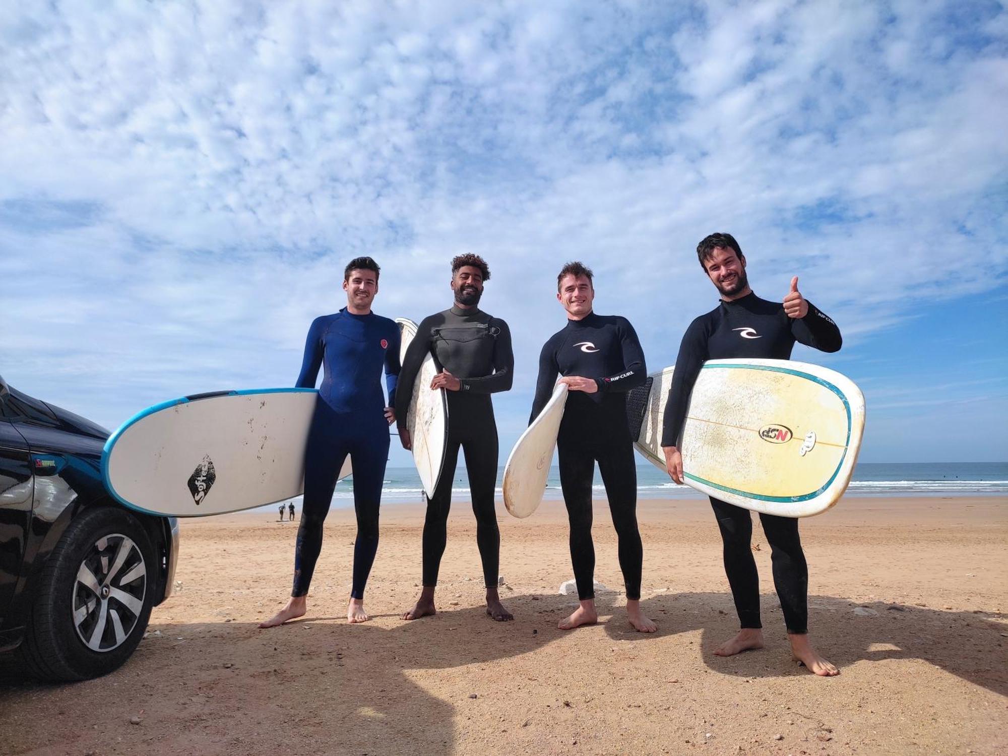 Red Carpet Surf Camp Sea, Mountain & Garden Escape Hotell Tamraght Exteriör bild